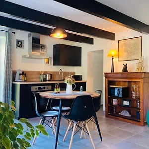 Charmante Petite Maison Renovee Quistinic